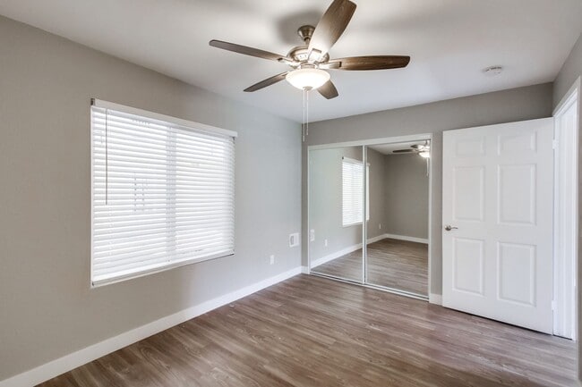 Interior Photo - The Irving