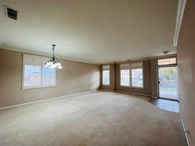 Building Photo - FOXFIRE RANCH VICTORVILLE