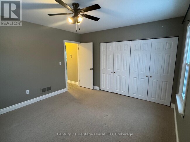 Photo du bâtiment - 3822 Dominion Rd