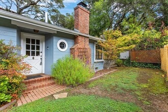 Building Photo - 6172 Moraga Ave