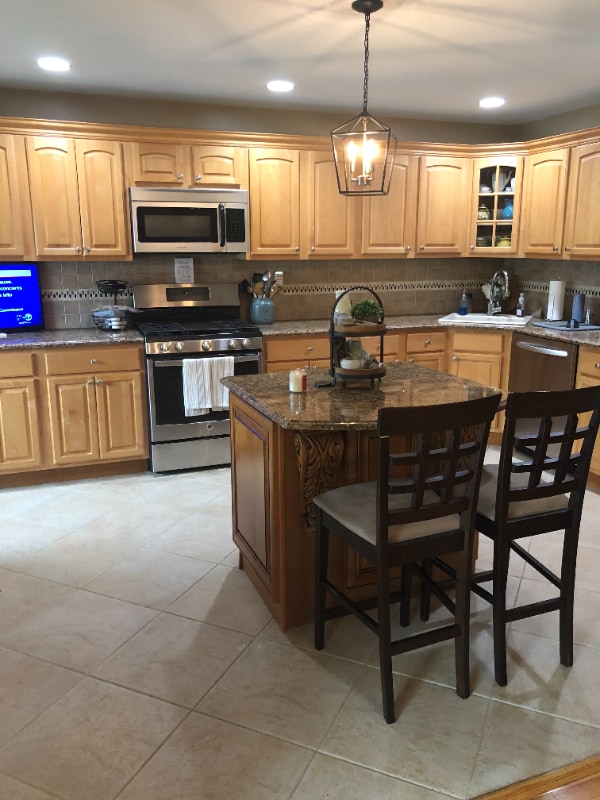 Building Photo - 103 Anthony St