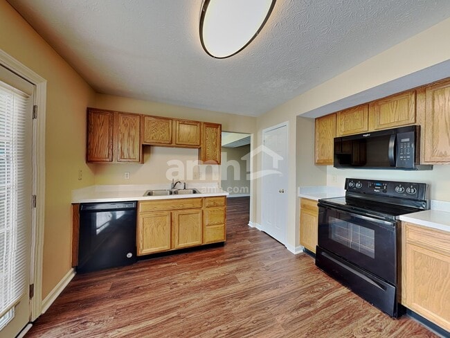 Building Photo - 6043 Polonius Ct