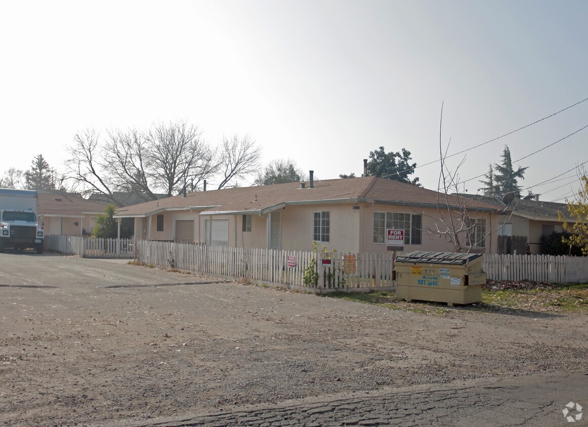1530 Nadine Ave, Modesto, CA 95351 Apartments in Modesto, CA
