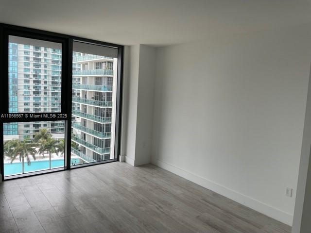 Foto del edificio - 121 NE 24th St