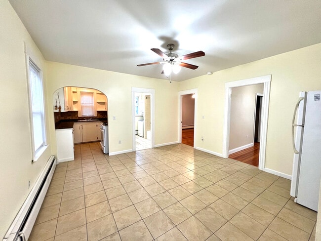 Photo - 36 Ferncliff Ave Apartment