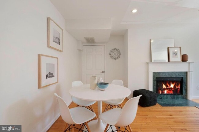 Foto del edificio - 730 11th St NE
