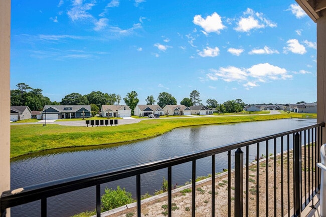 Building Photo - 208 Double Eagle Dr