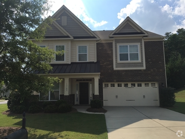 Building Photo - 15105 Carlow Hills Pl