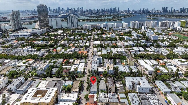Foto del edificio - 635 8th St