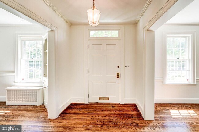 Foto del edificio - 5301 Edgemoor Ln