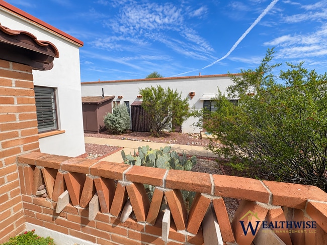 Building Photo - Fully Furnished 55+ Green Valley Villa — 2 Community Pools — 1-Year+ Lease