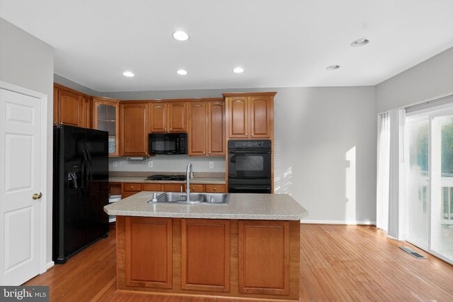 Building Photo - 207 Chesterbrook Ct