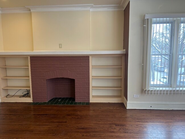 Living Room Fireplace - 7229 N Bell Ave