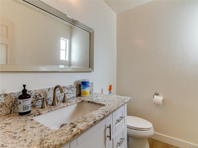 Foto del edificio - 2703 Huntington Ln