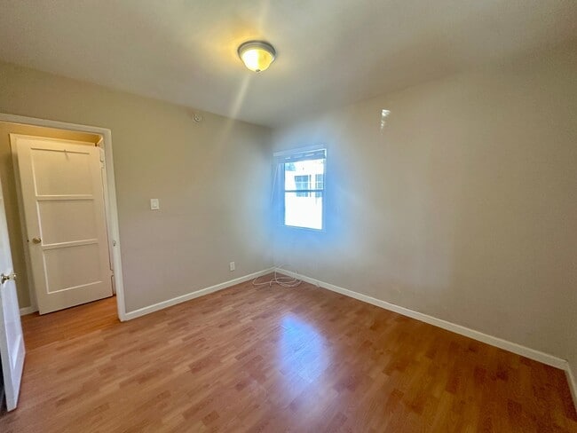 Building Photo - 18263 Valley Vista Blvd
