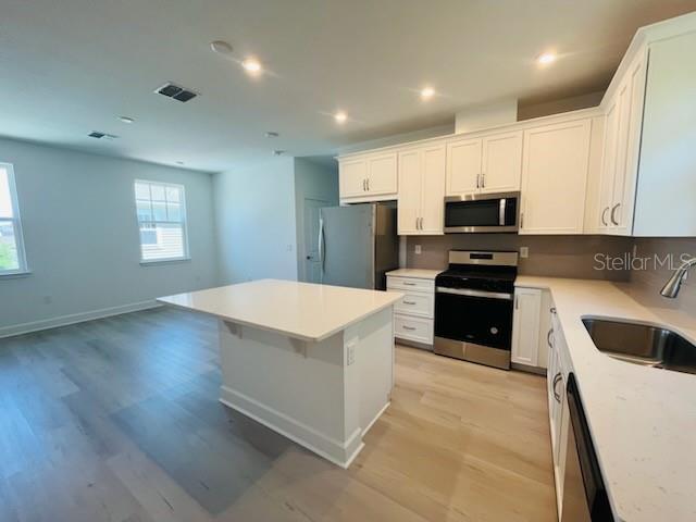 Foto del edificio - 7545 Estuary Lk Lp