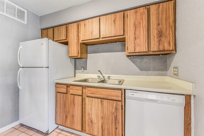 Foto del edificio - 1516 Bay Area Blvd