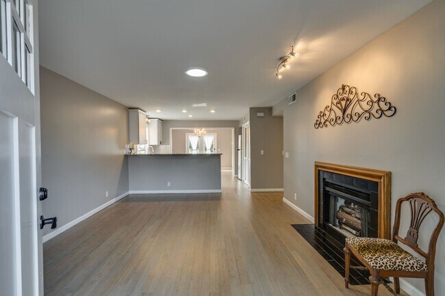 Foto del edificio - 120 Cottage Pl