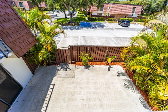 Foto del edificio - 3681 SW Sunset Trace Cir