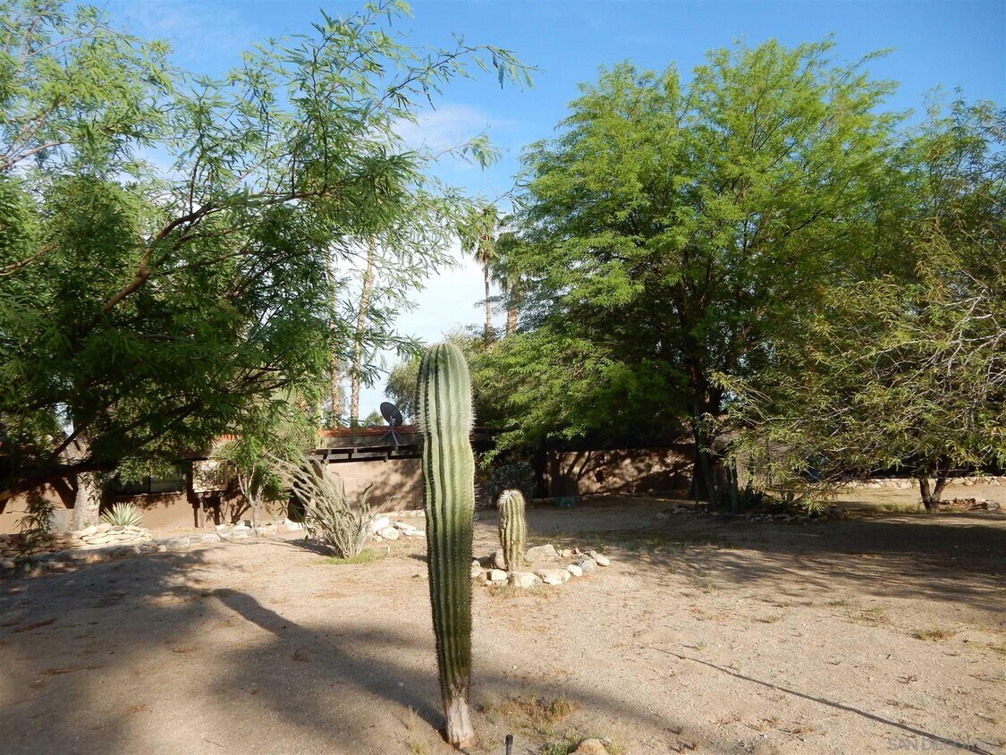 Primary Photo - 1575 Yaqui Rd