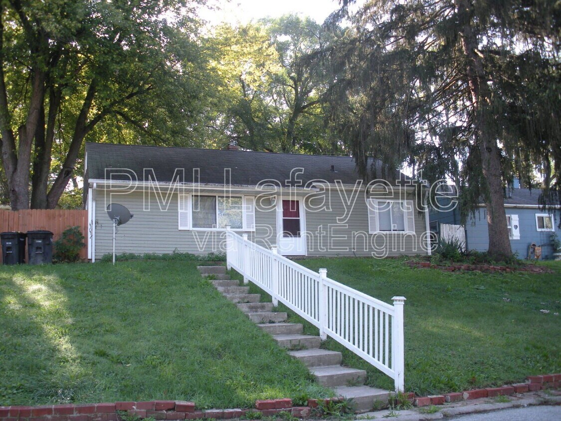 Foto principal - 2229 Roselawn Ave