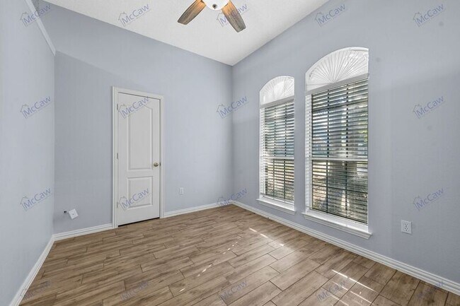 Foto del edificio - 1109 Countryhill Dr