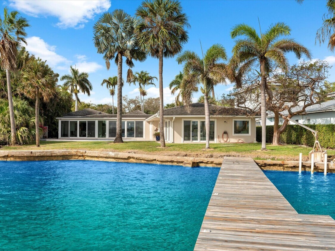 Foto principal - 714 S Lake Dr