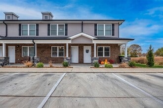 Building Photo - 100 Commerce St