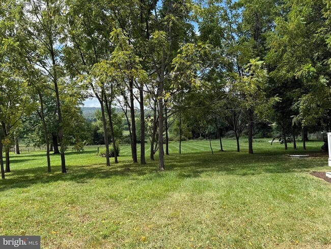 Foto del edificio - 15543 Edgegrove Rd