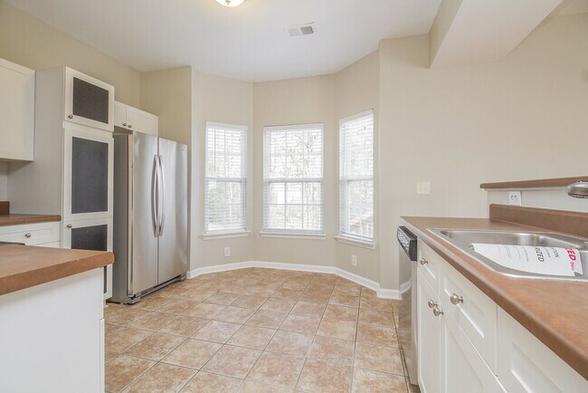 Building Photo - 2716 Bison Ct