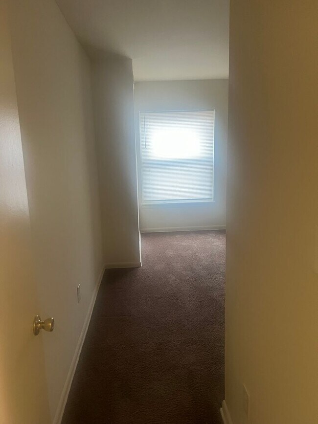 Foto del edificio - 3827 St Barnabas Rd