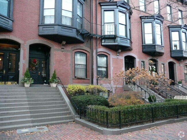 Building Photo - 115 Marlborough St