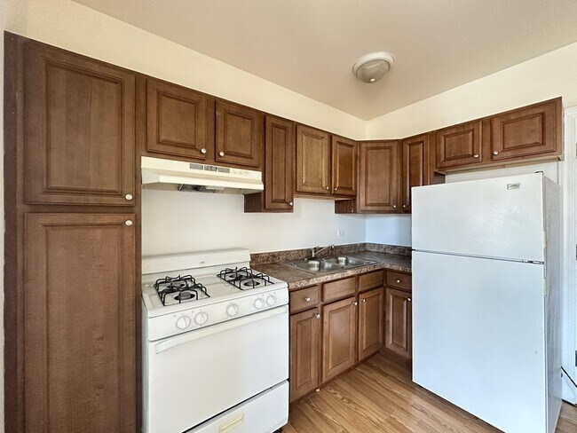 Foto del edificio - 2600 N Kimball Ave