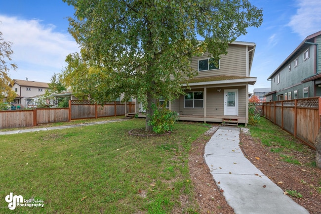 Building Photo - 3401 Greenland Dr