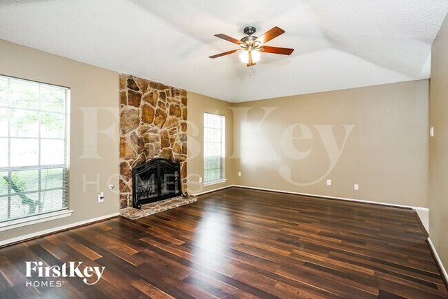 Building Photo - 18607 Andalusian Dr