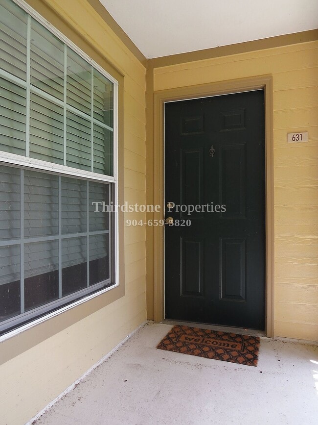 Building Photo - 7800 Point Meadows Dr