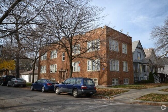 Building Photo - 3538 W Grace St