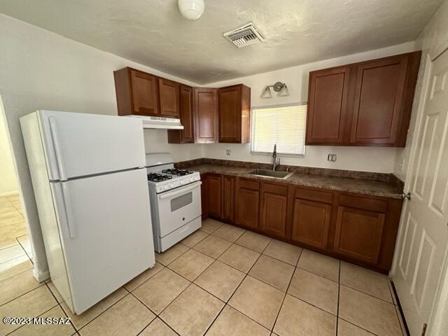 Building Photo - 2631 N Fontana Ave