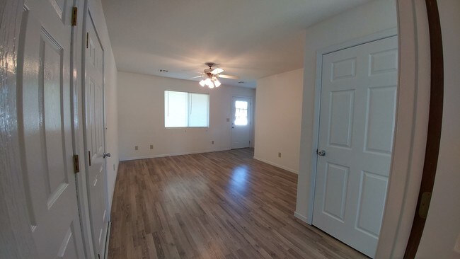 Living Room - 2320 Vineyard Cir
