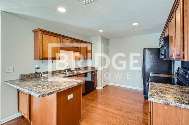 Building Photo - 307 Sarava Ln