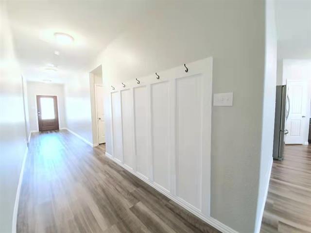 Building Photo - 822 Spruce Ln