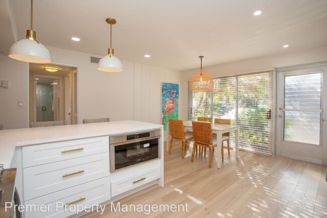 Building Photo - 2 br, 2 bath House - 1222 Gordon Drive Unit 2
