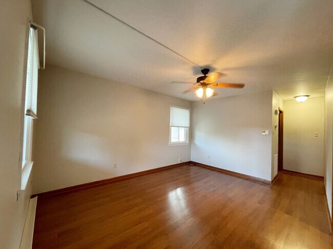 Foto del edificio - 14108 Maugansville Rd