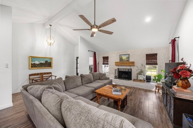 Building Photo - 22610 Coriander Dr