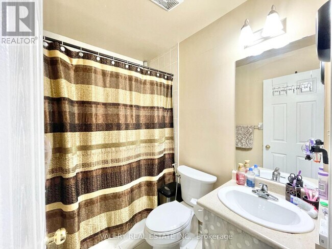 Photo du bâtiment - 2788 Eglinton Ave E