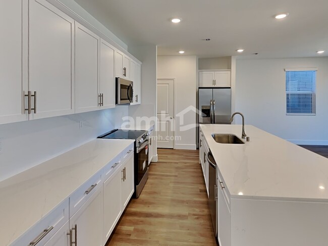 Building Photo - 9142 Fiesta Impatiens Ct