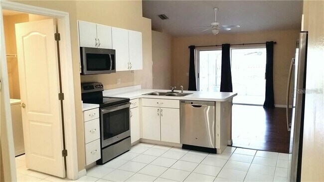 Foto del edificio - 8810 Sea Island Way