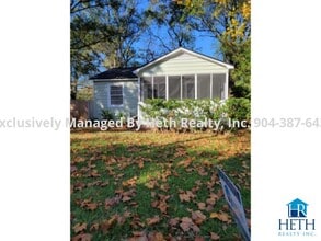 Building Photo - 4719 Crescent St