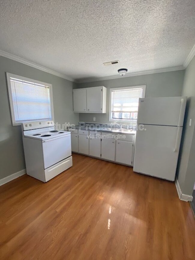 Foto del edificio - 541 Dulin St