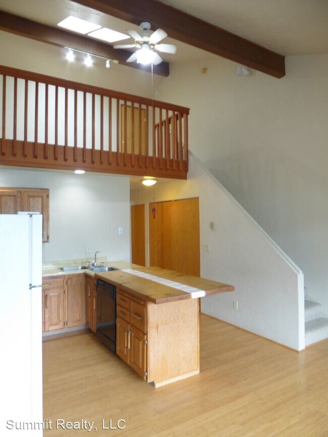 Foto del edificio - 1 br, 1 bath House - 2531 David St 38